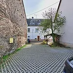 Grosszuegige Mit 4 Schlafzimmern, Moselnaehe * Trittenheim