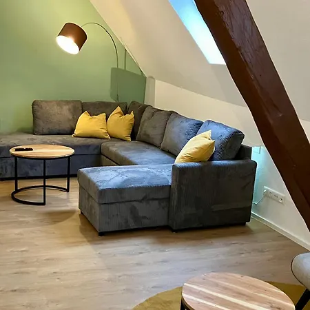 Grosszuegige Mit 4 Schlafzimmern, Moselnaehe Daire *