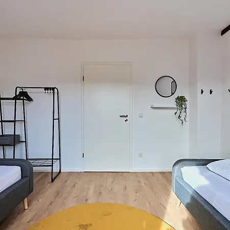 Grosse Mosel-fewo, 4 Schlafzimmer & Bis Zu 8 Pers, Mit Parkplatz * טריטנהיים