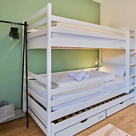 Grosse Mosel-fewo, 4 Schlafzimmer & Bis Zu 8 Pers, Mit Parkplatz Apartment Trittenheim