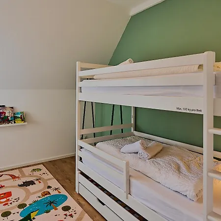 Grosse Mosel-fewo, 4 Schlafzimmer & Bis Zu 8 Pers, Mit Parkplatz