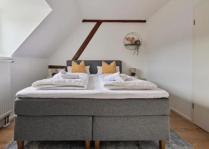 Grosszuegige Mit 4 Schlafzimmern, Moselnaehe Daire *