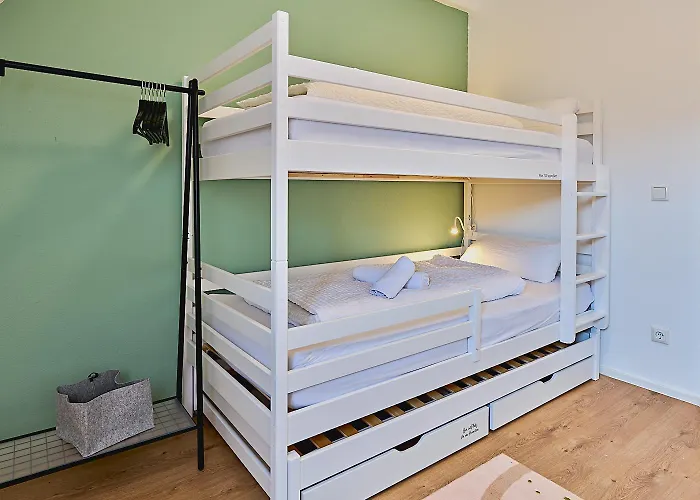 Grosszuegige Mit 4 Schlafzimmern, Moselnaehe Daire Trittenheim